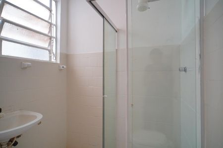 Banheiro  de apartamento para alugar com 1 quarto, 52m² em Cristo Redentor, Porto Alegre