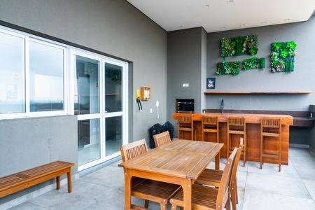 Apartamento para alugar com 34m², 2 quartos e sem vagaÁrea comum - Churrasqueira