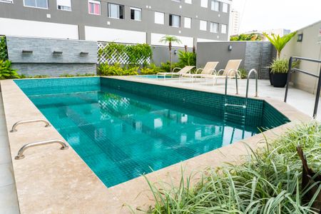Apartamento para alugar com 34m², 2 quartos e sem vagaÁrea comum - Piscina