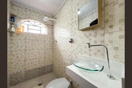 Casa à venda com 184m², 3 quartos e 2 vagasBanheiro Social