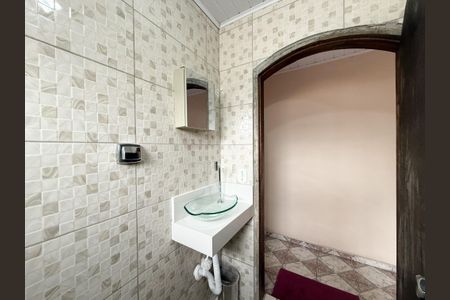 Casa à venda com 184m², 3 quartos e 2 vagasBanheiro Social