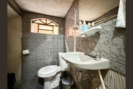 Casa à venda com 184m², 3 quartos e 2 vagasLavabo