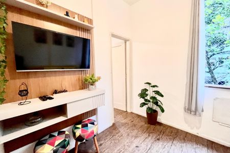 Sala  de apartamento para alugar com 1 quarto, 40m² em Copacabana, Rio de Janeiro