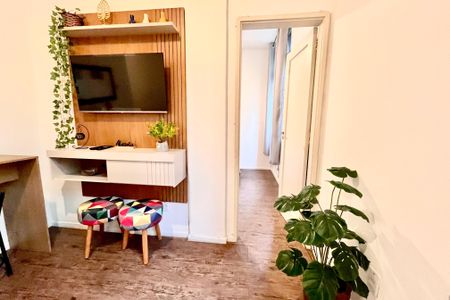 Sala  de apartamento para alugar com 1 quarto, 40m² em Copacabana, Rio de Janeiro