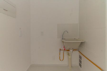 Apartamento para alugar com 32m², 2 quartos e sem vaga Apartamento para alugar com 32m², 2 quartos e sem vagaCozinha e Área de Serviço