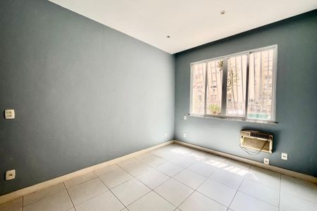 Apartamento à venda com 112m², 3 quartos e sem vagaSuite canadense 