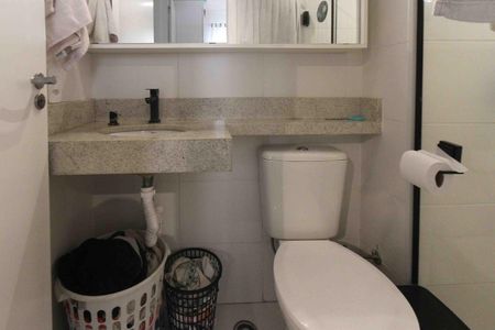 Apartamento à venda com 35m², 2 quartos e sem vagaBanheiro