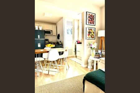 Cozinha  de apartamento para alugar com 1 quarto, 70m² em Mont’Serrat, Porto Alegre