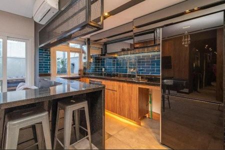 Cozinha  de apartamento para alugar com 2 quartos, 146m² em Glória, Porto Alegre