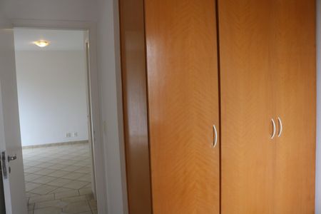 Apartamento para alugar com 58m², 2 quartos e 1 vagaQuarto 1