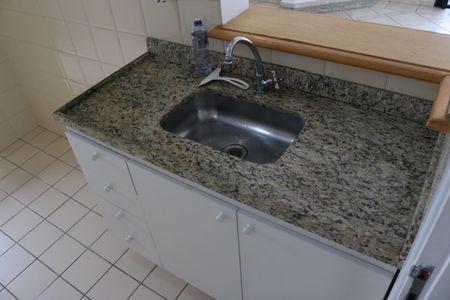 Apartamento para alugar com 58m², 2 quartos e 1 vagaCozinha e Área de Serviço