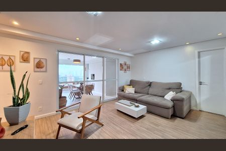 Apartamento à venda com 105m², 3 quartos e 2 vagas Apartamento à venda com 105m², 3 quartos e 2 vagasSala
