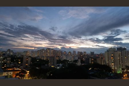 Apartamento à venda com 105m², 3 quartos e 2 vagas Apartamento à venda com 105m², 3 quartos e 2 vagasVista