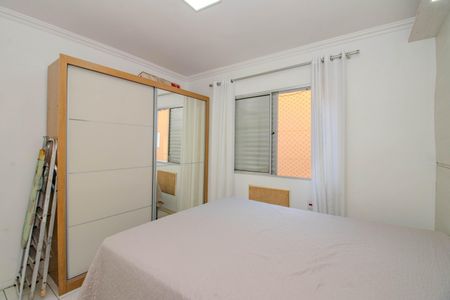 Quarto 2 de apartamento à venda com 2 quartos, 42m² em Sarandi, Porto Alegre