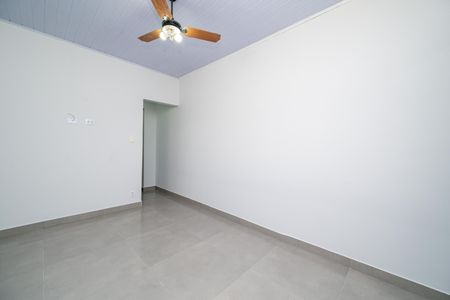 Sala de casa para alugar com 2 quartos, 70m² em Jardim Oriental, São Paulo