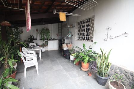 Casa para alugar com 475m², 4 quartos e 4 vagasQuintal