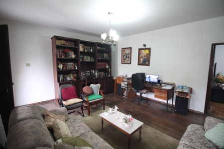 Sala de casa à venda com 4 quartos, 475m² em Bairro da Glória, Contagem