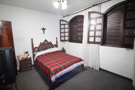 Casa para alugar com 475m², 4 quartos e 4 vagasQuarto 1