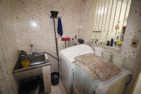 Casa para alugar com 475m², 4 quartos e 4 vagasÁrea de Serviço