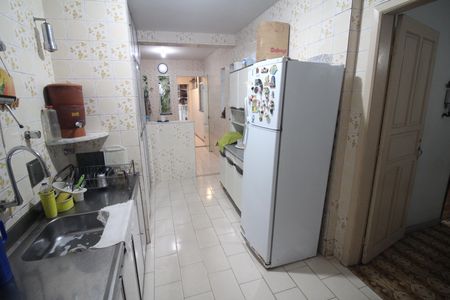 Casa para alugar com 475m², 4 quartos e 4 vagasCozinha