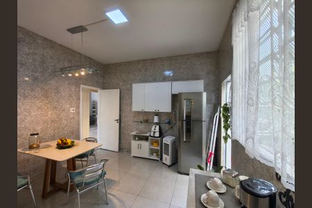 Casa para alugar com 150m², 2 quartos e 1 vagaCozinha