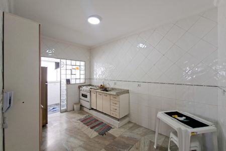 Apartamento para alugar com 70m², 2 quartos e 1 vagaCozinha 
