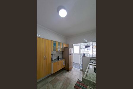 Apartamento para alugar com 70m², 2 quartos e 1 vagaCozinha 