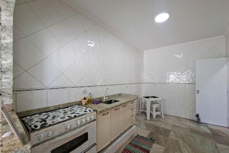 Apartamento para alugar com 70m², 2 quartos e 1 vagaCozinha 