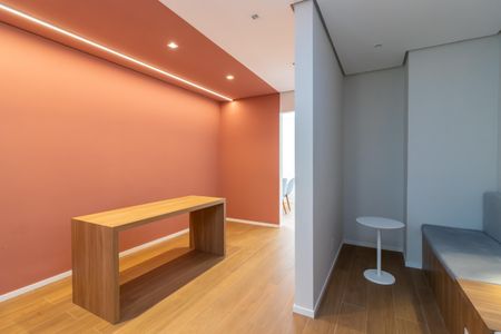 Apartamento para alugar com 35m², 2 quartos e sem vagaÁrea comum - Salão de festas