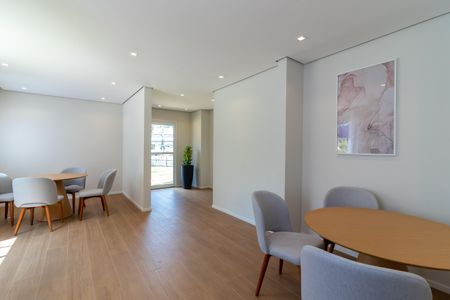 Apartamento para alugar com 35m², 2 quartos e sem vagaÁrea comum - Salão de festas