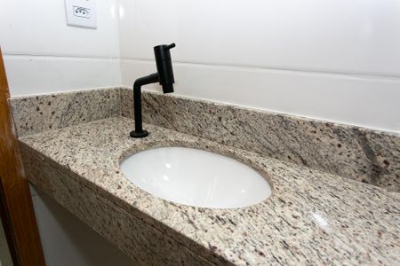 Apartamento para alugar com 30m², 1 quarto e sem vagaBanheiro