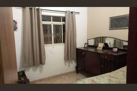 Quarto de casa à venda com 3 quartos, 380m² em Gr Ouro Branco, Contagem