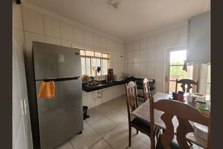 Casa à venda com 380m², 3 quartos e 5 vagasCozinha