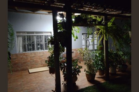 Casa à venda com 380m², 3 quartos e 5 vagasÁrea externa