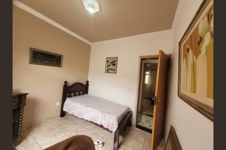 Quarto de casa à venda com 3 quartos, 380m² em Gr Ouro Branco, Contagem