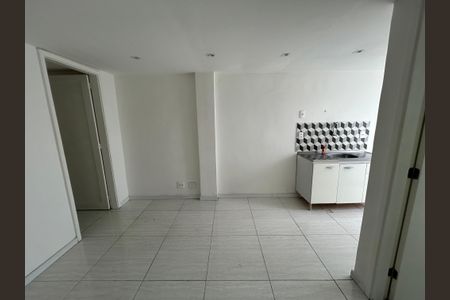 Apartamento para alugar com 40m², 1 quarto e sem vagaSala/Cozinha