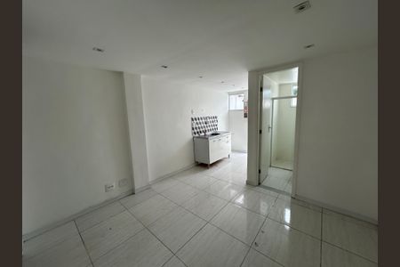 Sala/Cozinha de apartamento para alugar com 1 quarto, 40m² em Maria da Graça, Rio de Janeiro