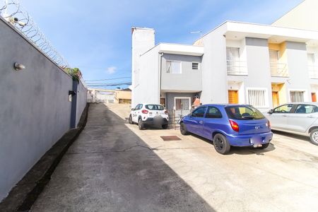 Casa de condomínio para alugar com 61m², 2 quartos e 1 vaga Casa de condomínio para alugar com 61m², 2 quartos e 1 vagaÁrea externa