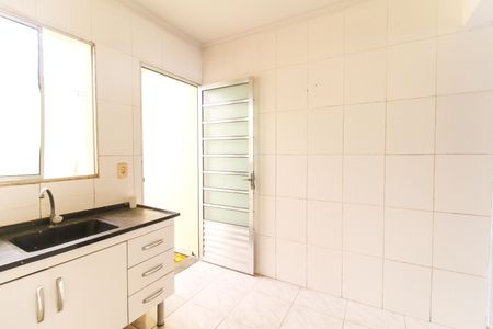 Casa de condomínio para alugar com 61m², 2 quartos e 1 vaga Casa de condomínio para alugar com 61m², 2 quartos e 1 vagaCozinha