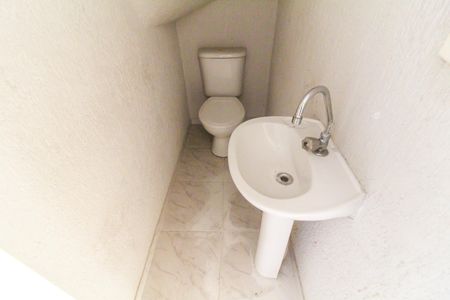 Casa de condomínio para alugar com 61m², 2 quartos e 1 vaga Casa de condomínio para alugar com 61m², 2 quartos e 1 vagaLavabo