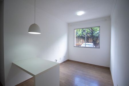 Sala de apartamento para alugar com 1 quarto, 42m² em Vossoroca, Votorantim