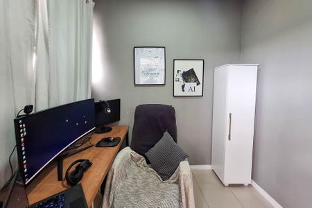 Apartamento à venda com 84m², 2 quartos e 1 vagaQuarto de Serviço
