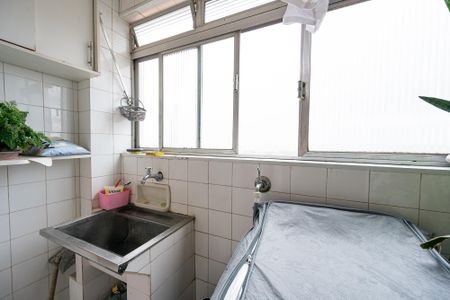 Apartamento à venda com 118m², 3 quartos e 1 vaga Apartamento à venda com 118m², 3 quartos e 1 vagaLavanderia