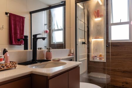 Apartamento à venda com 88m², 3 quartos e 2 vagasBanheiro da Suíte