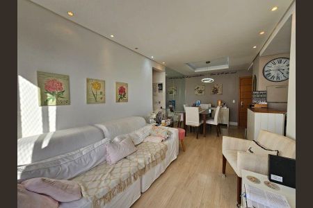 Sala  de apartamento para alugar com 2 quartos, 66m² em Passo d’Areia, Porto Alegre