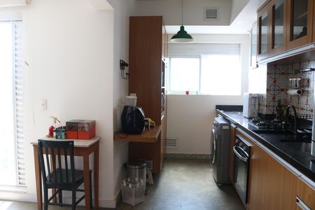 Apartamento à venda com 93m², 2 quartos e 2 vagasCozinha e Área de Serviço