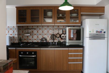 Apartamento à venda com 93m², 2 quartos e 2 vagasCozinha e Área de Serviço
