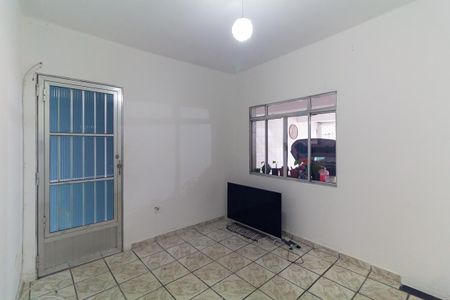 Sala de casa para alugar com 2 quartos, 80m² em Jardim Sapopemba, São Paulo