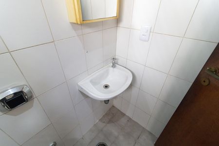 Apartamento à venda com 170m², 3 quartos e 3 vagasBanheiro de Serviço 