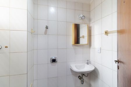 Apartamento à venda com 170m², 3 quartos e 3 vagasBanheiro de Serviço 